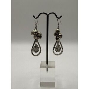 Vintage Silver Tone Dangle Earrings – Classic Minimalist Statement Jewelry